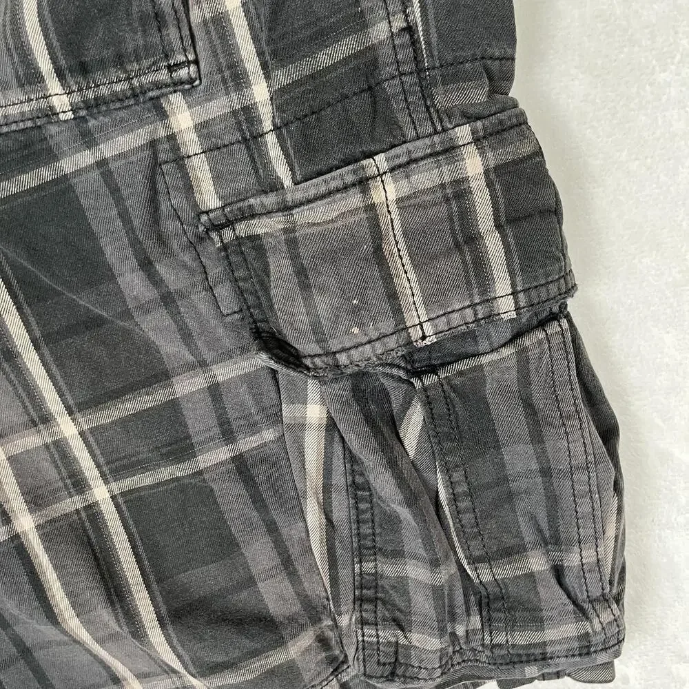 Vintage Mossimo Supply Co Cargo Shorts Mens 34 Gray Plaid 11 Inseam Utility Y2K